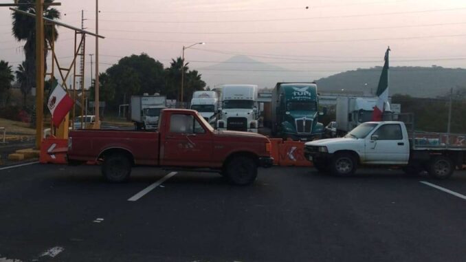 Lista de carreteras bloqueadas este lunes 6 de abril