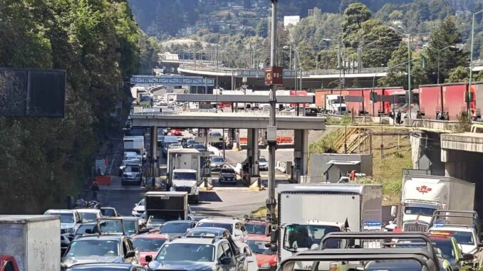 Segob reporta escasa participación en bloqueos de transportistas y campesinos