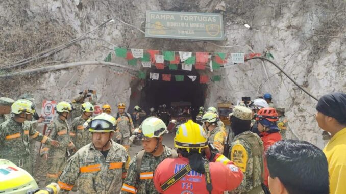 Rescatan al minero Rafael Francisco Zapata, localizado con vida tras 14 días del derrumbe en Sonora