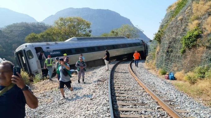 FGR obtiene vinculación a proceso contra maquinistas por descarrilamiento del Tren Interoceánico
