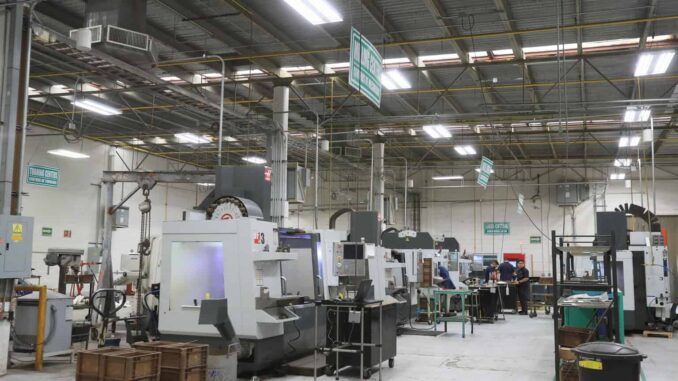 Senado aprueba reforma para reducir la jornada laboral