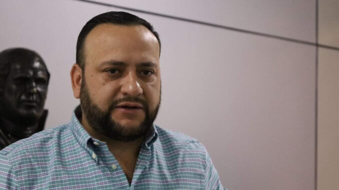 «MC y Morena son lo mismo; golpean al federalismo»: Arturo Medina por Plan B