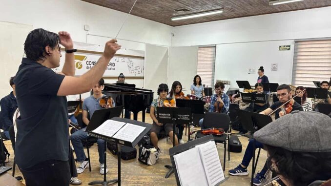 Inicia entrega de fichas para el Conservatorio de Música