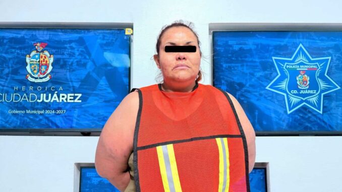 La detienen con una arma de fuego y droga en la Olivia Espinoza