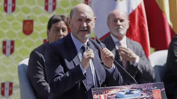 Real Federación Española de Fútbol y la FMF firman acuerdo de colaboración