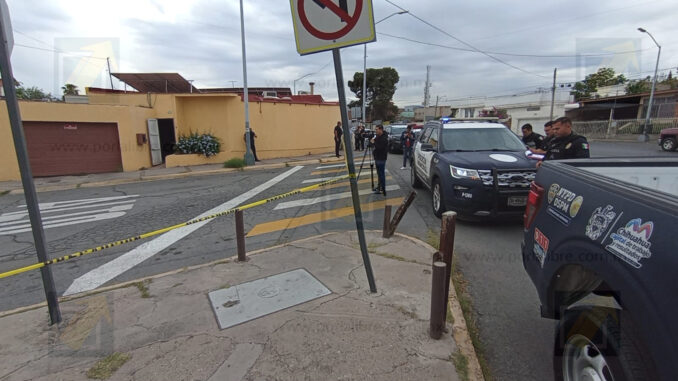 Hallan sin vida a adulto mayor en vivienda del Centro; autoridades investigan en condiciones de baja visibilidad