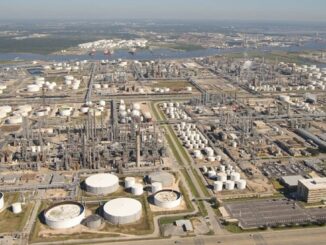 Pemex confirma derrame de diésel en refinería de Deer Park