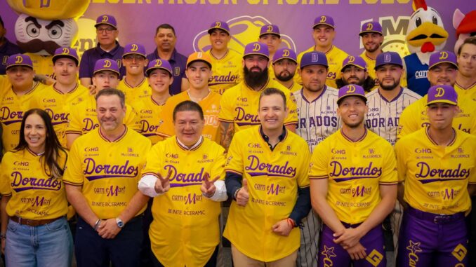 Marco Bonilla respalda a Dorados en presentación del equipo que jugará en la Liga Mexicana de Béisbol